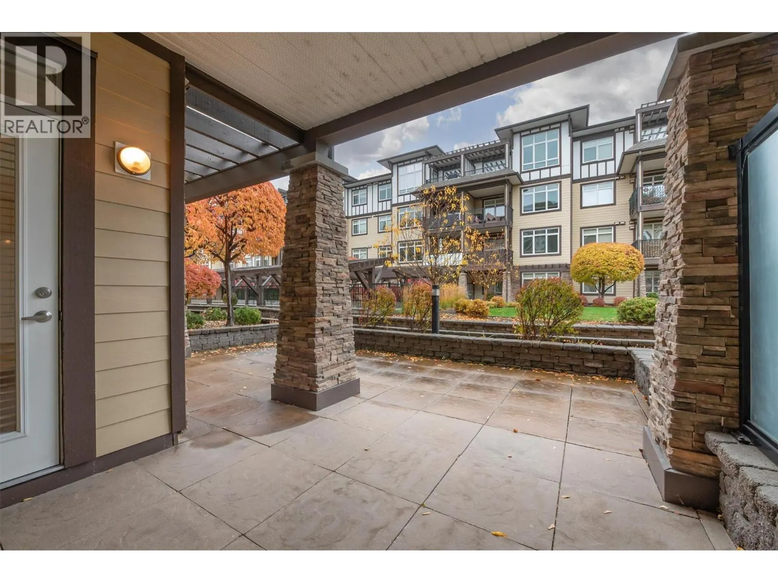 3843 BROWN Road Unit# 2109