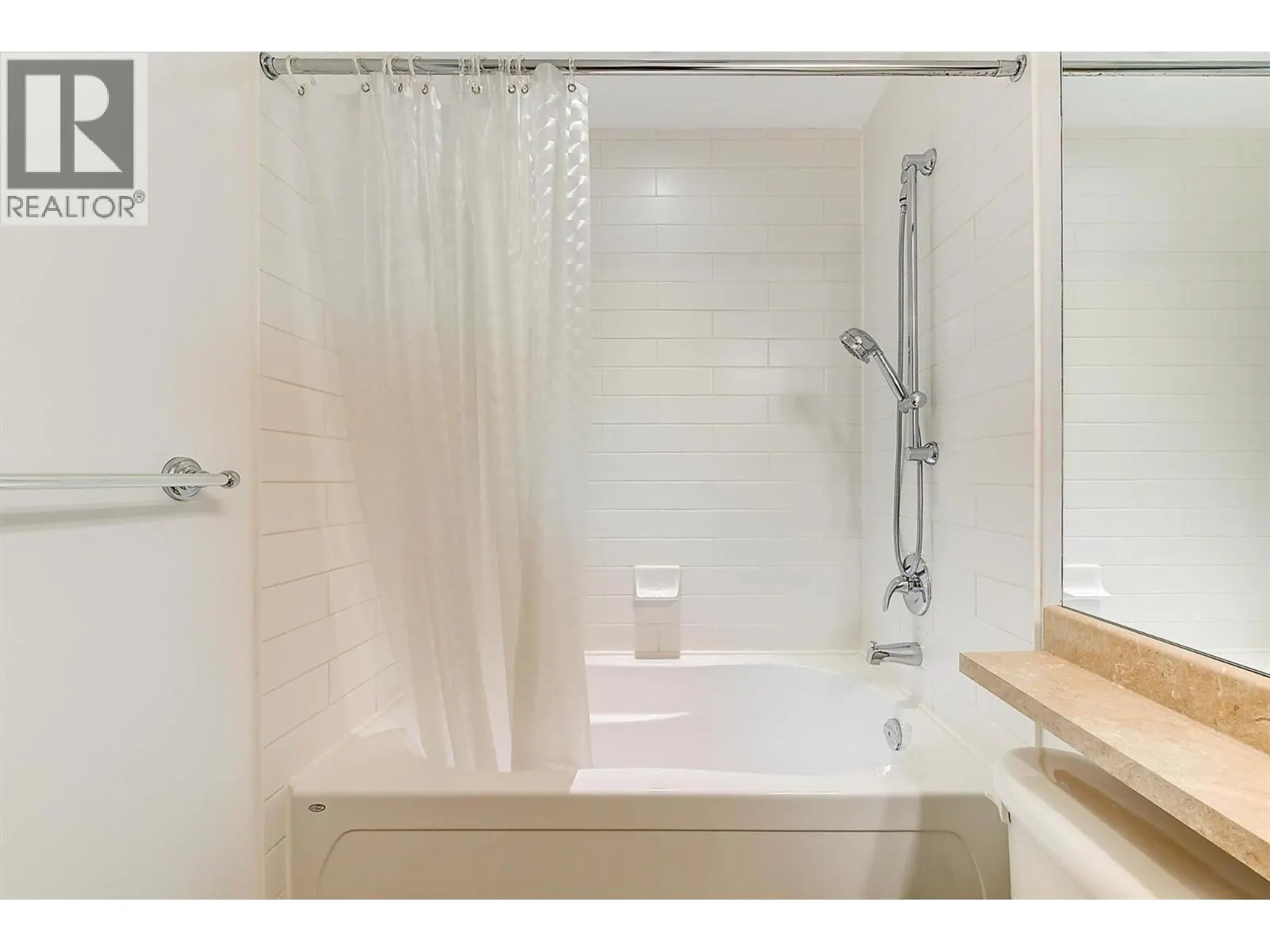 3843 BROWN Road Unit# 2109