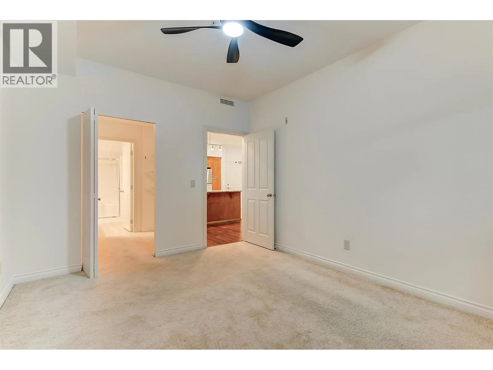 3843 BROWN Road Unit# 2109