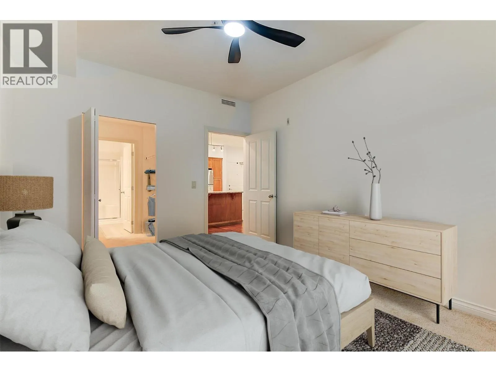 3843 BROWN Road Unit# 2109