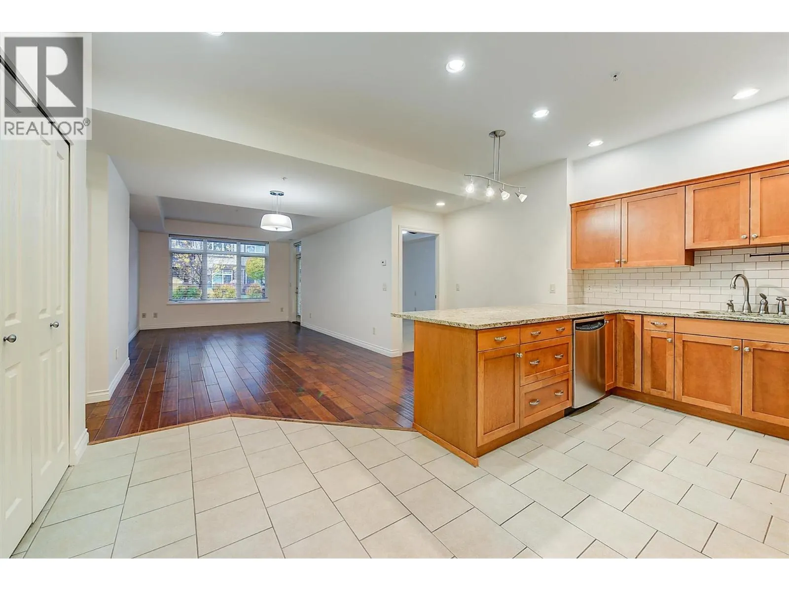 3843 BROWN Road Unit# 2109