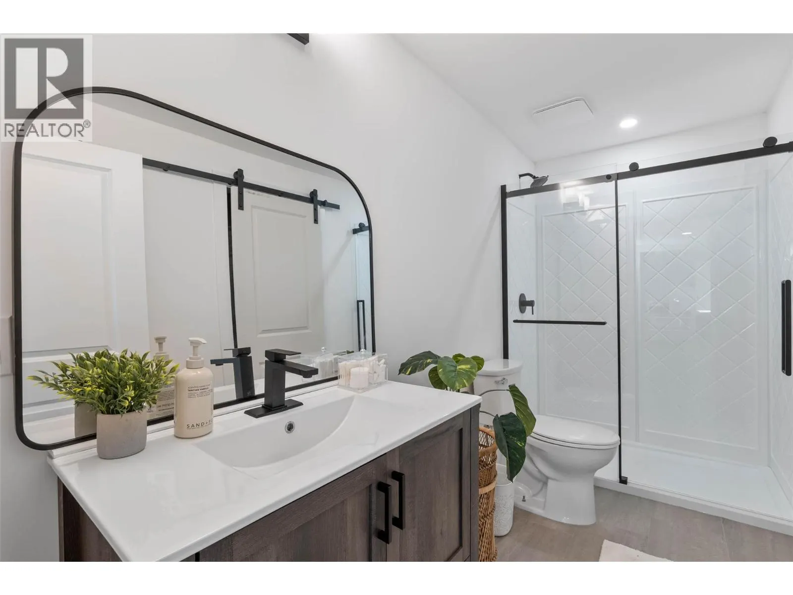 203 MATTOCH MCKEAGUE Road