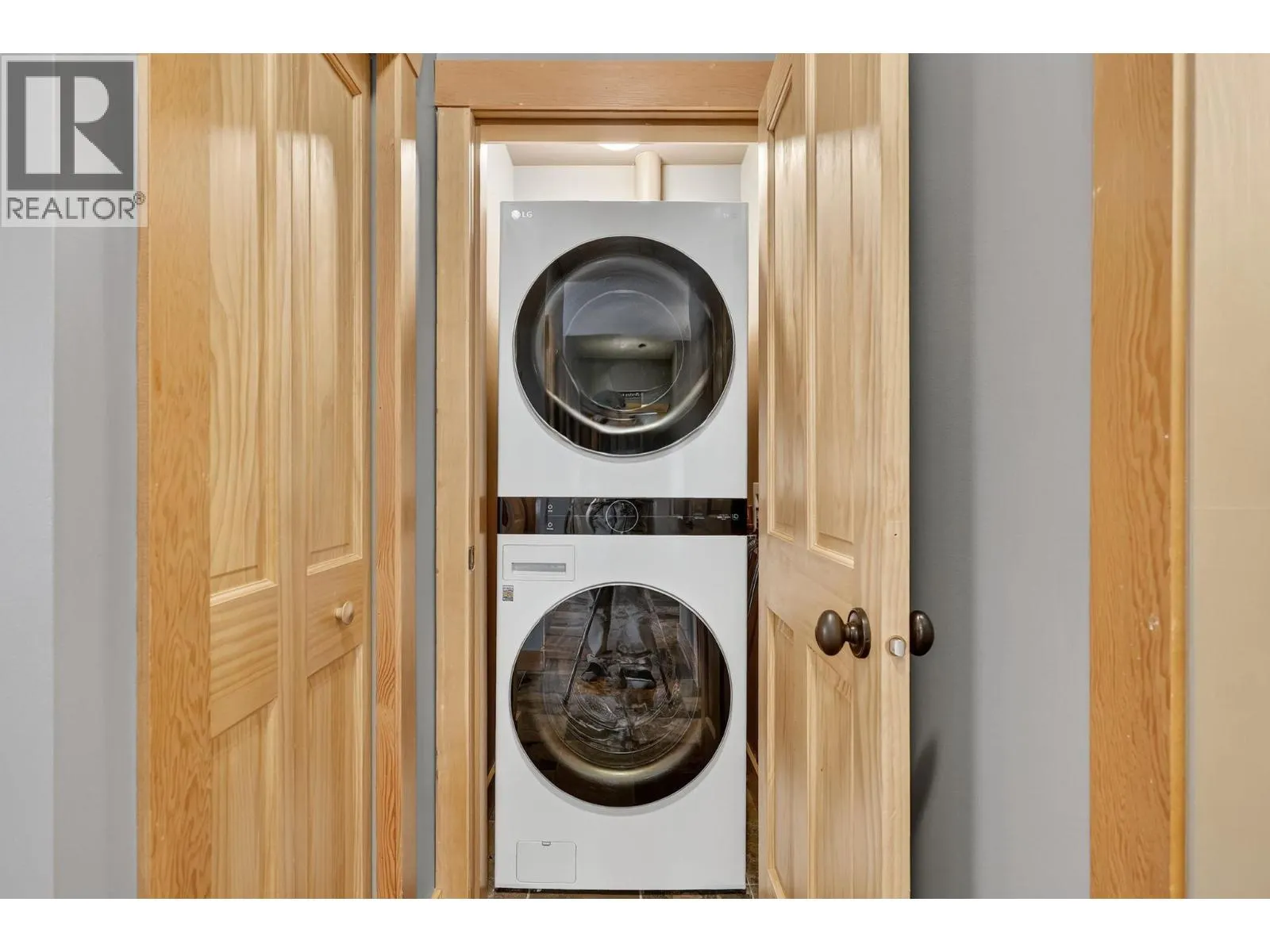 315 Whitehorse Lane Unit# 203