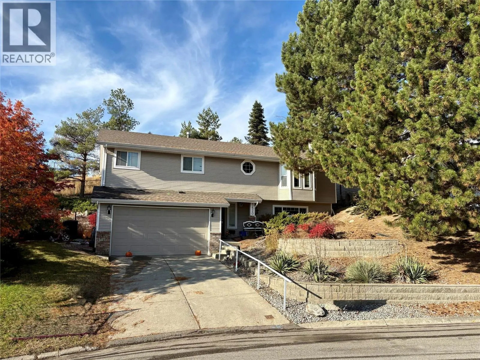 5620 Allenby Crescent