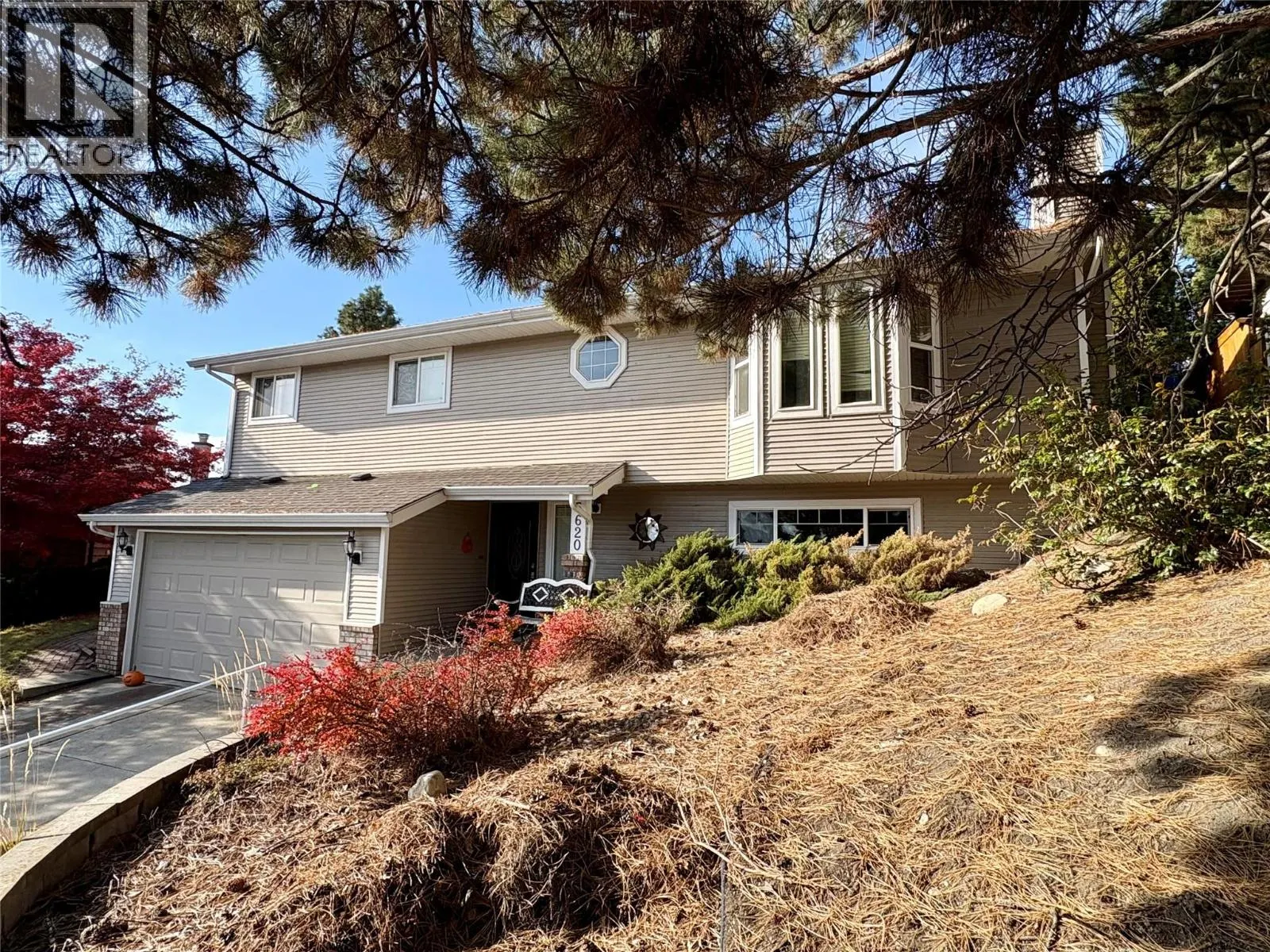 5620 Allenby Crescent