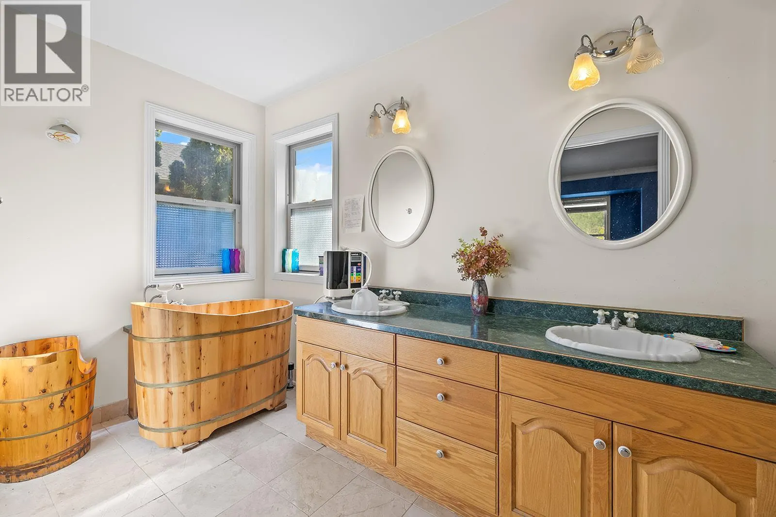 1282 Lakeview Cove Place