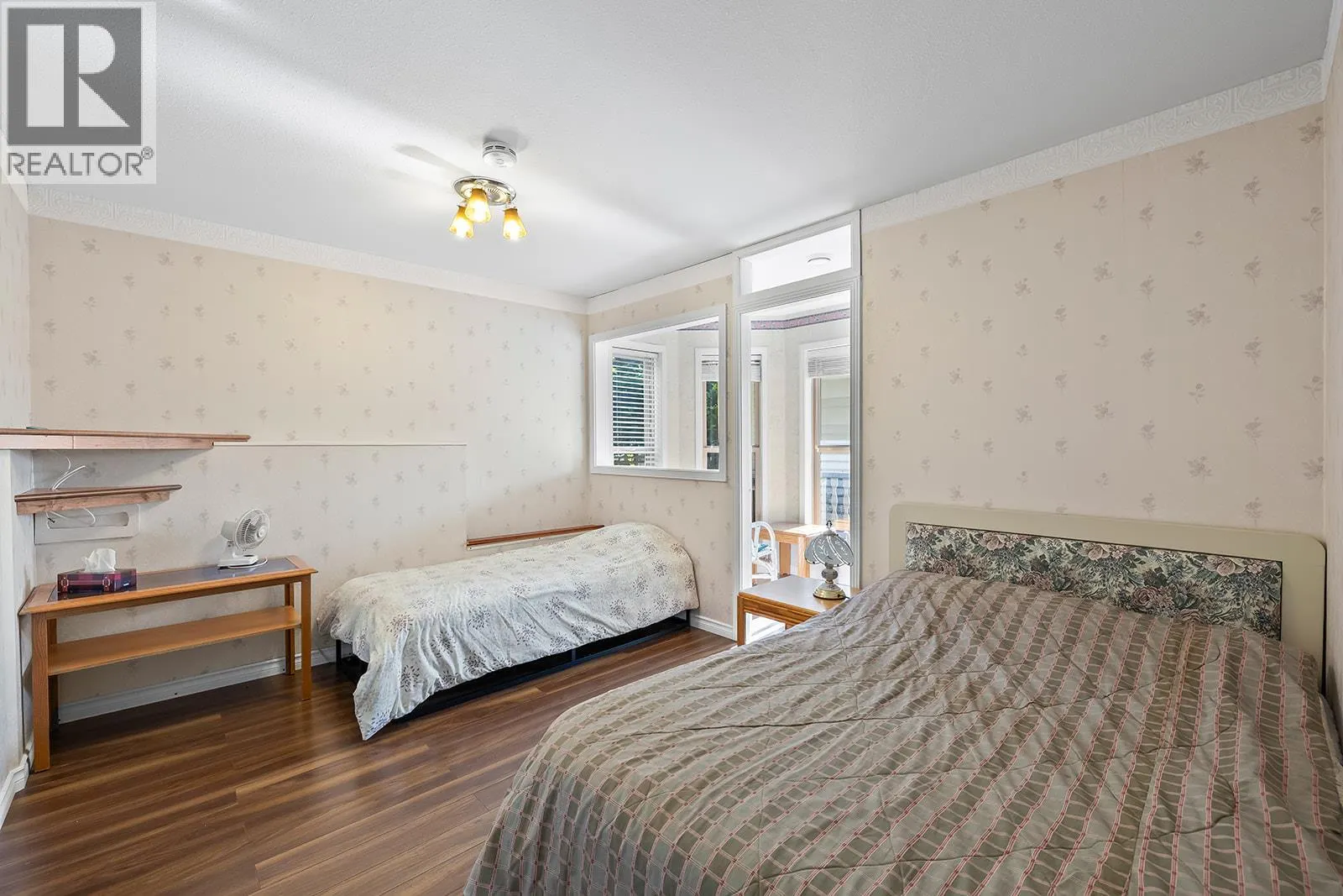 1282 Lakeview Cove Place