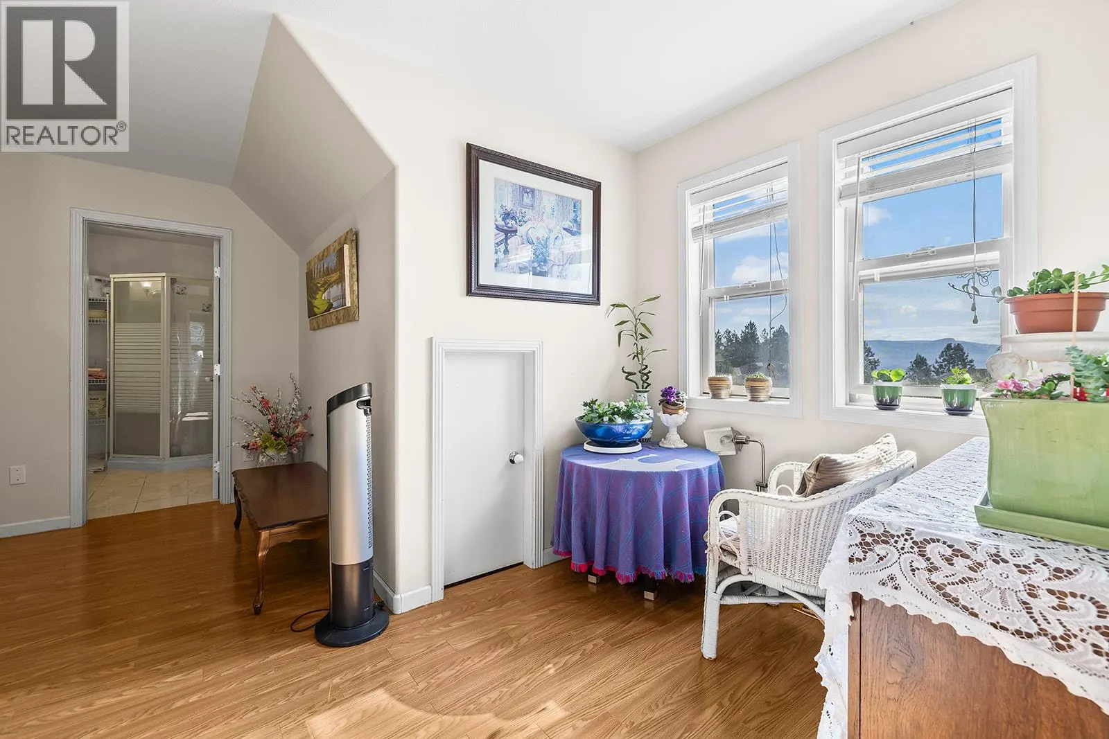 1282 Lakeview Cove Place