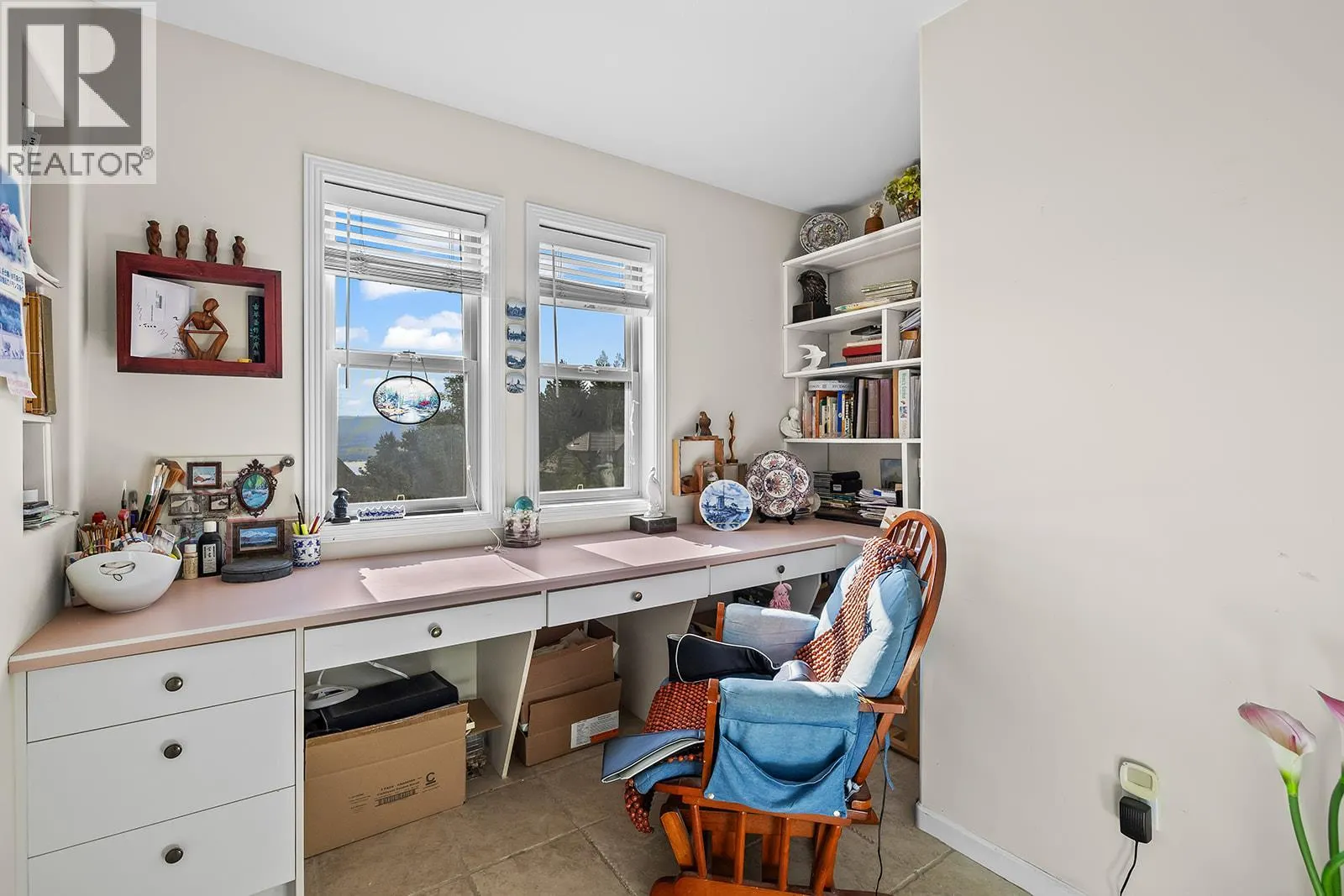 1282 Lakeview Cove Place