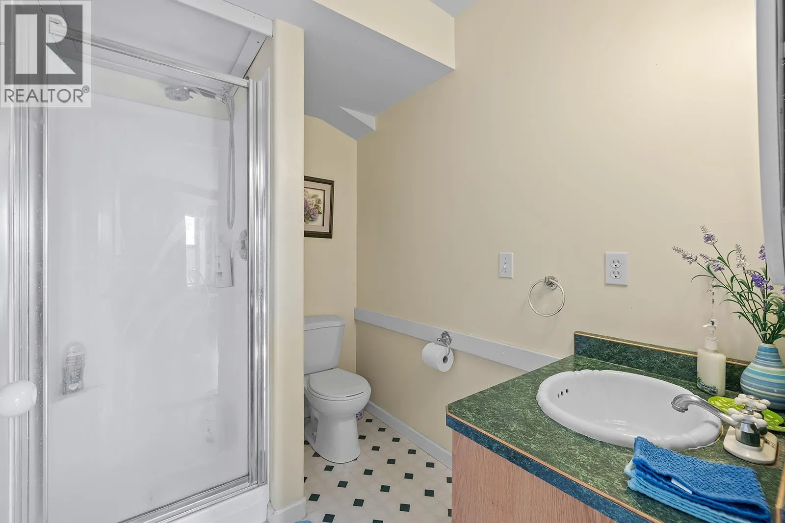 1282 Lakeview Cove Place