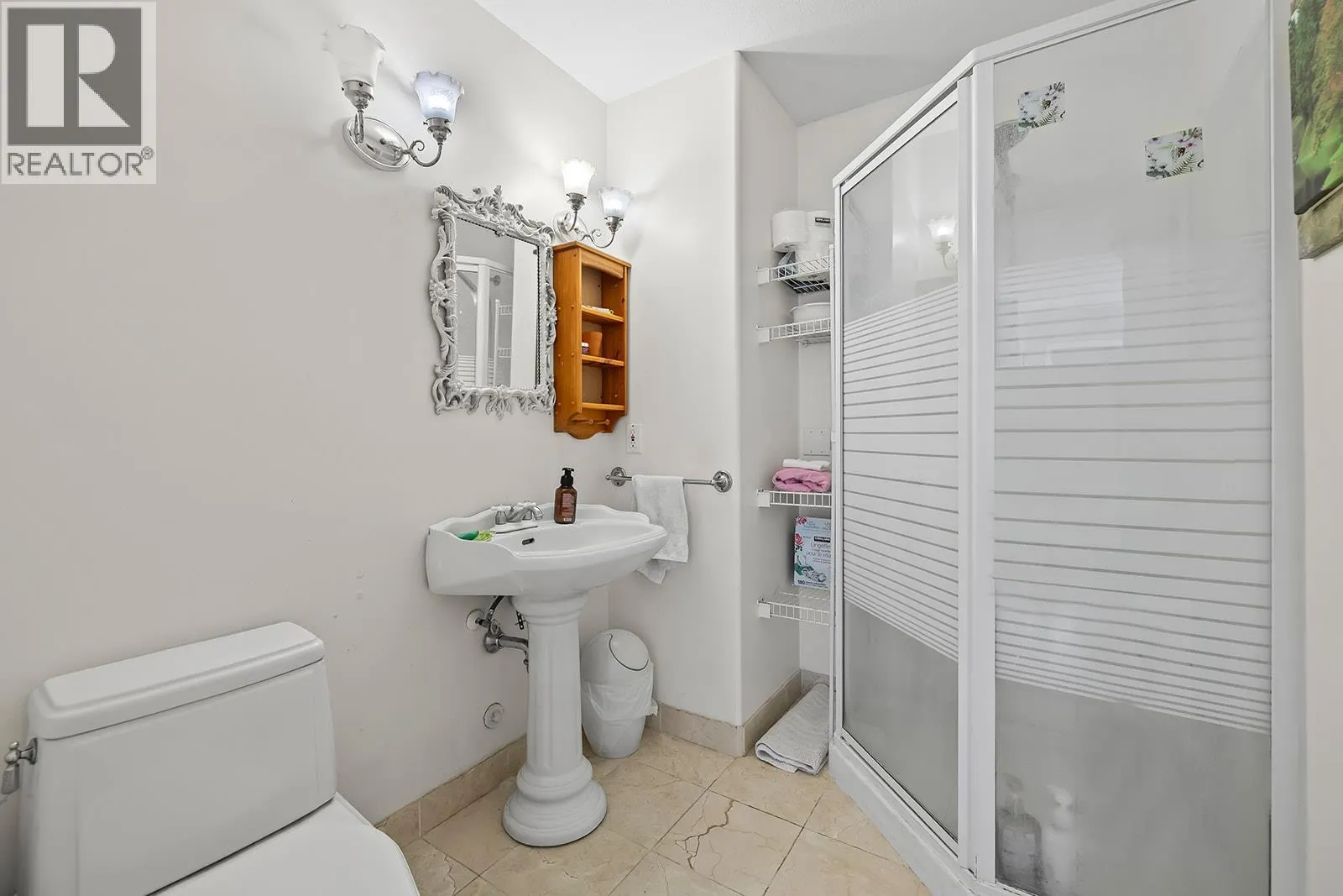 1282 Lakeview Cove Place