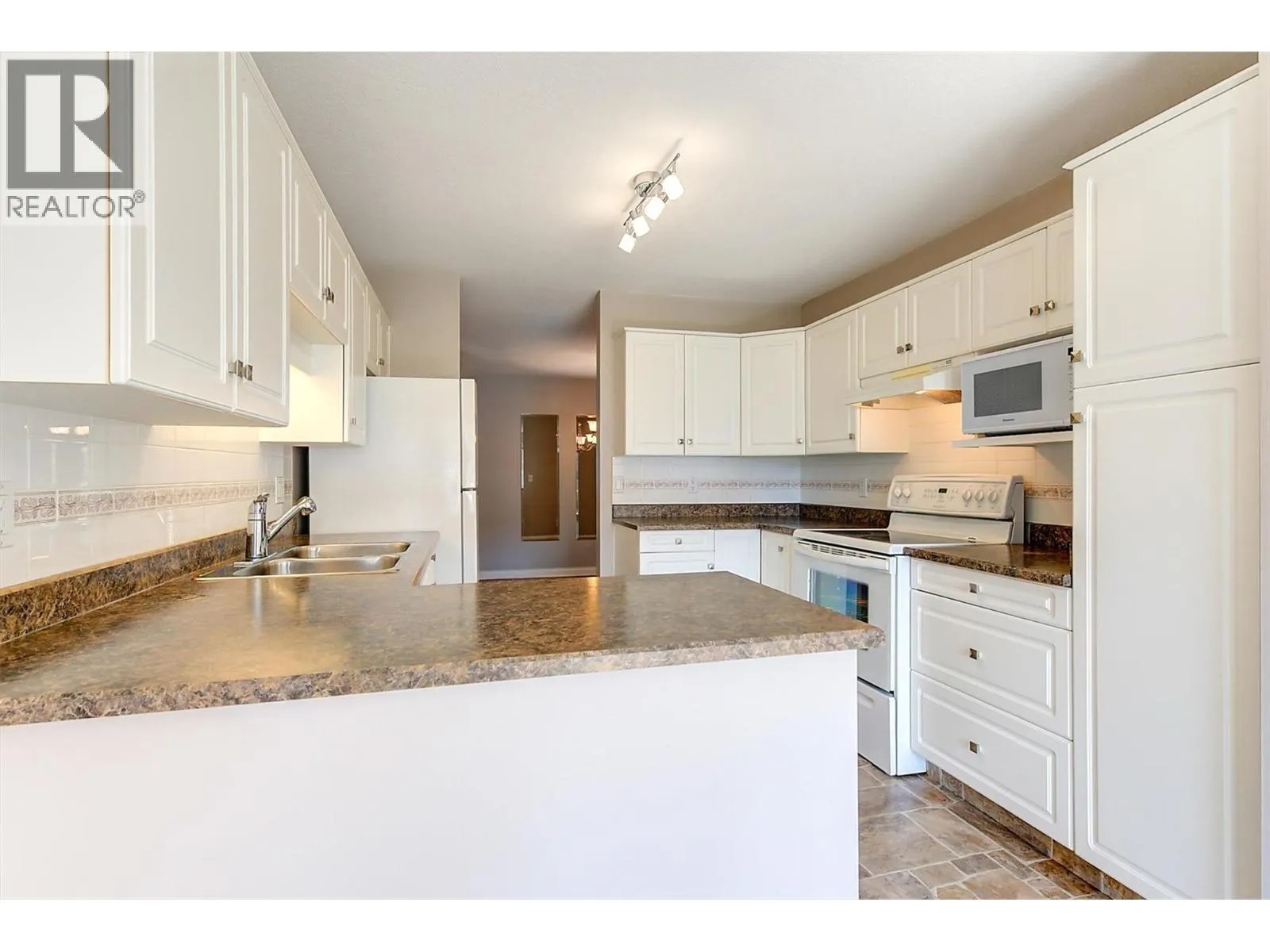 3890 Brown Road Unit# 102