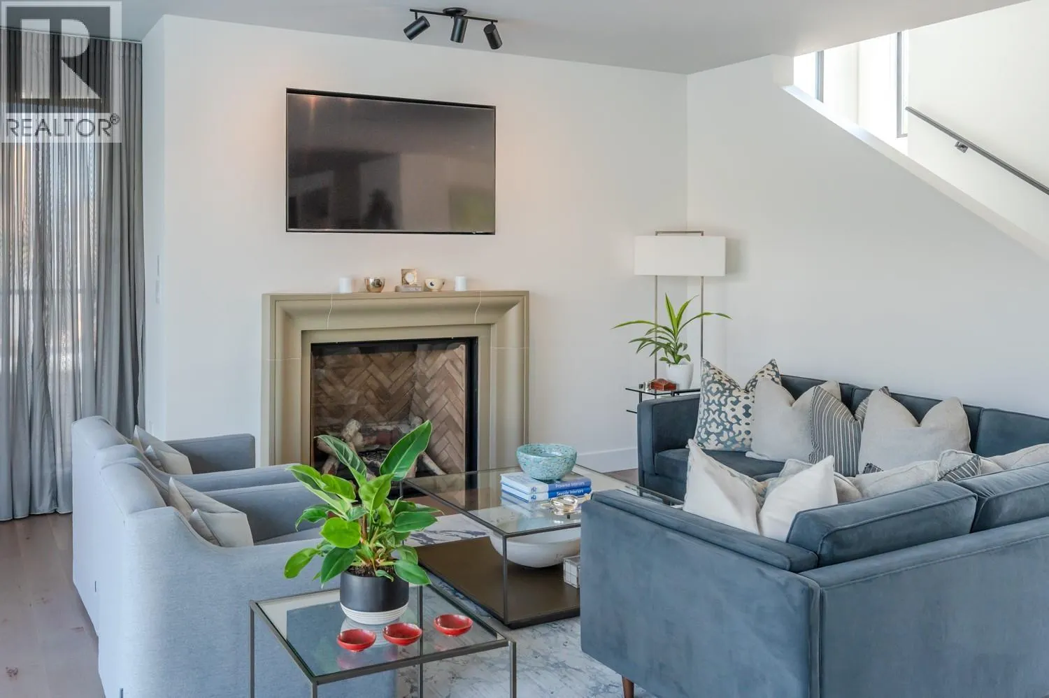 681 Vancouver Avenue