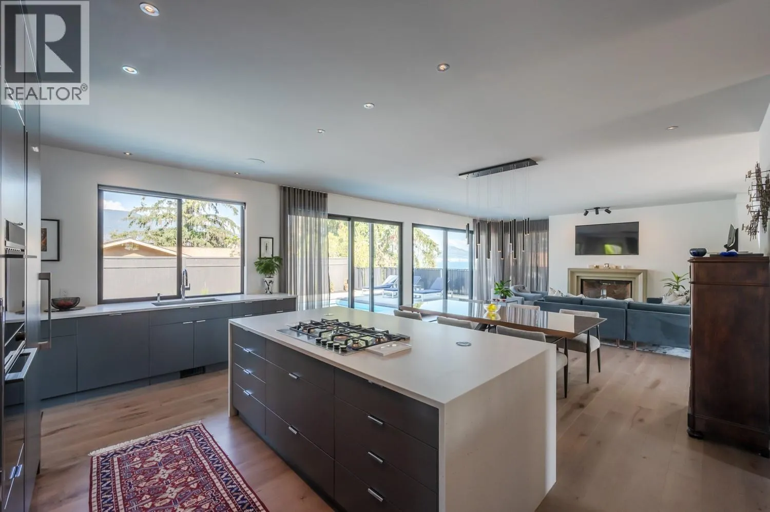 681 Vancouver Avenue