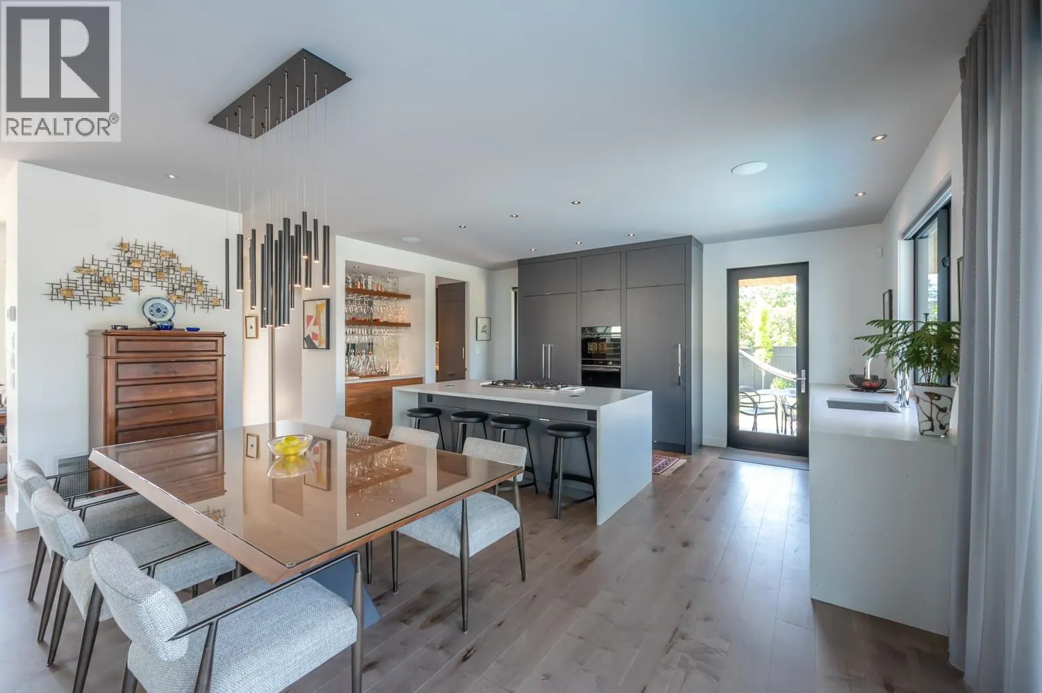 681 Vancouver Avenue