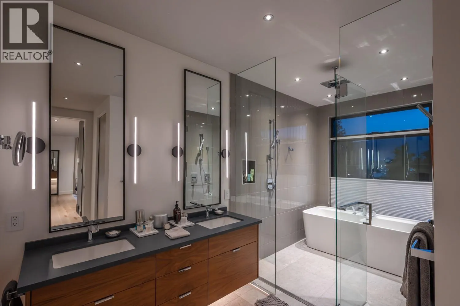 681 Vancouver Avenue