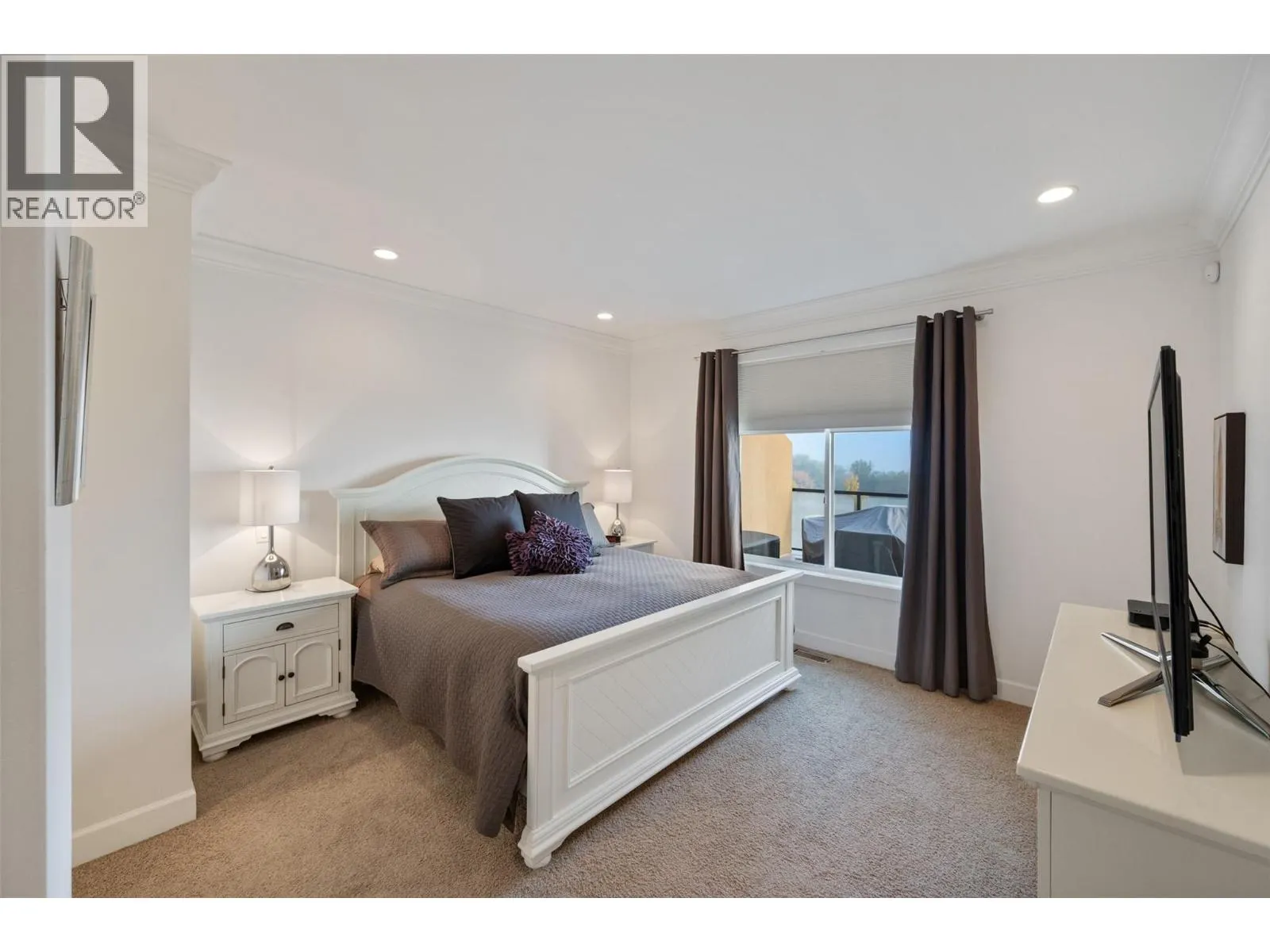 4214 GOLF COURSE Drive