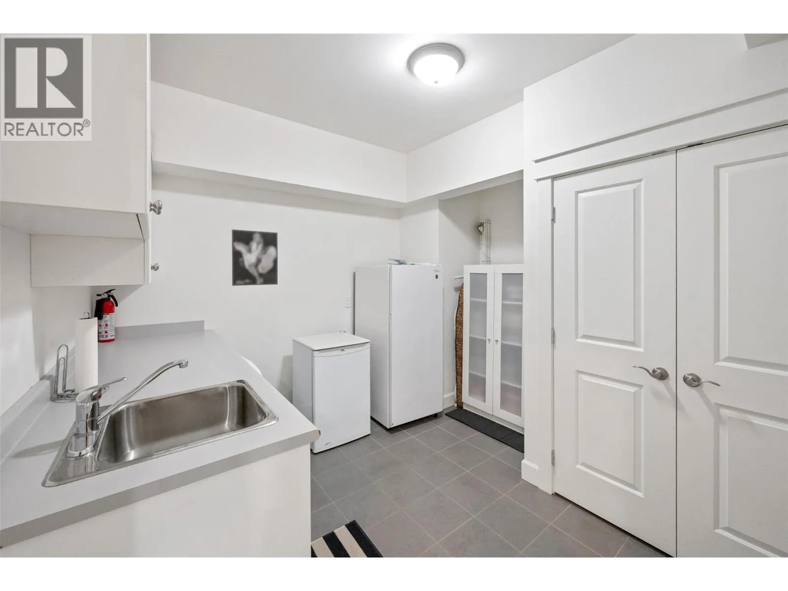 4214 GOLF COURSE Drive