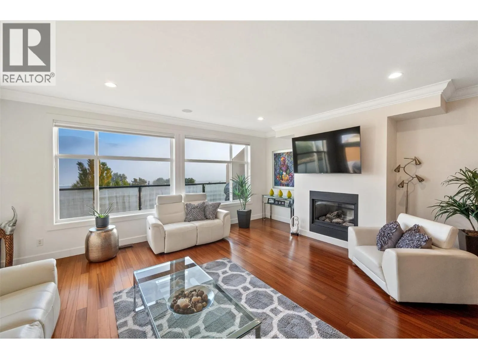 4214 GOLF COURSE Drive