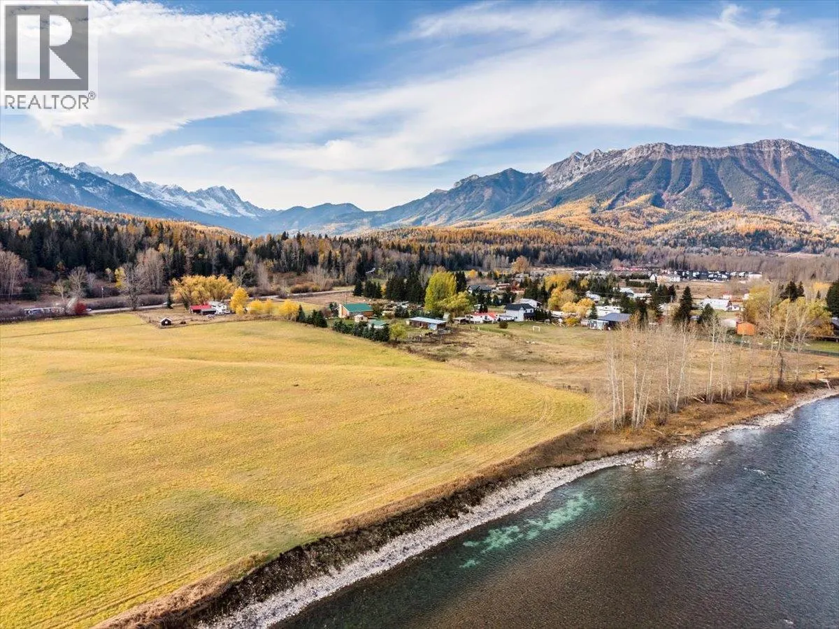 2370 Highway 3 Highway