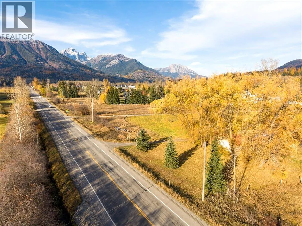 2370 Highway 3 Highway