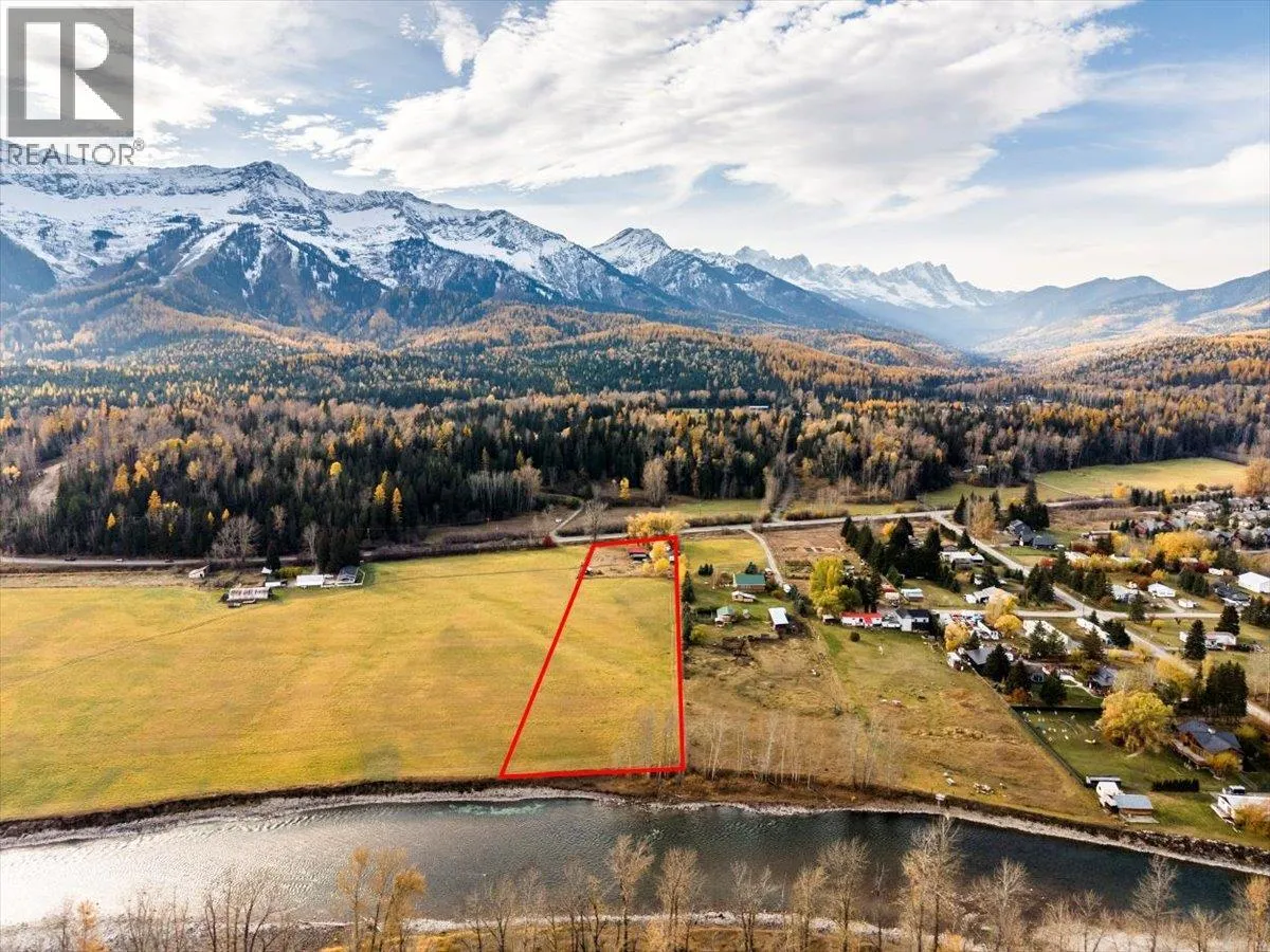 2370 Highway 3 Highway