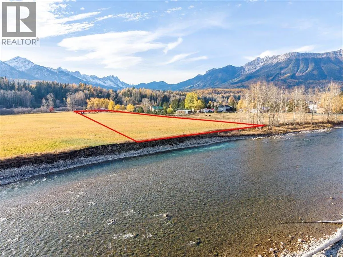 2370 Highway 3 Highway