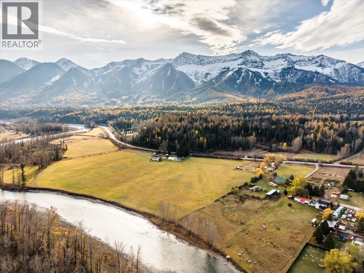 2370 Highway 3 Highway