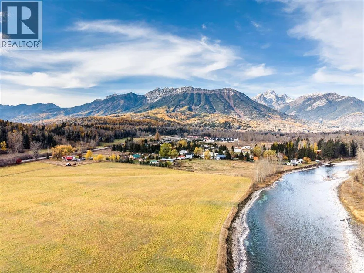 2370 Highway 3 Highway