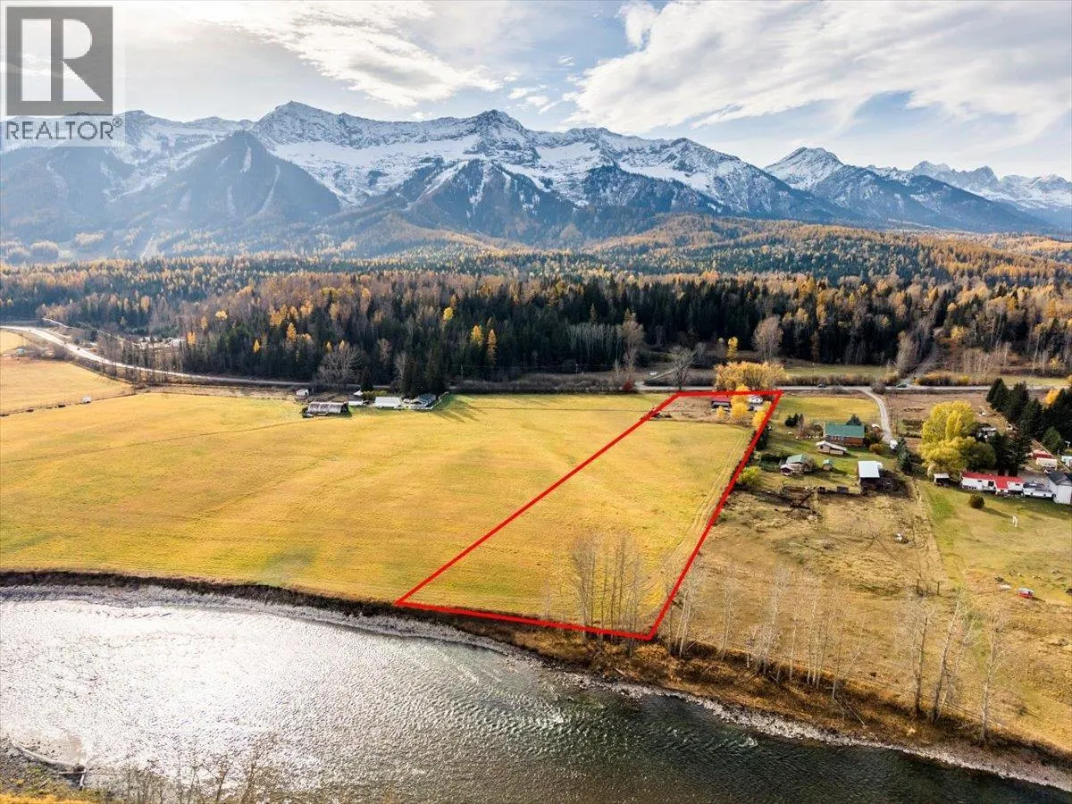 2370 Highway 3 Highway