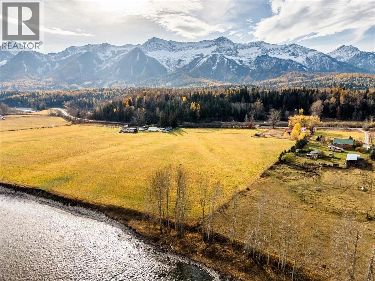 2370 Highway 3 Highway