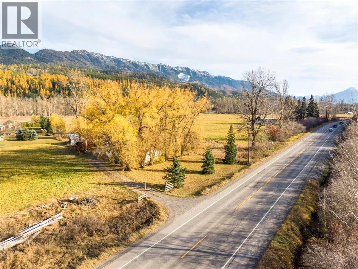 2370 Highway 3 Highway