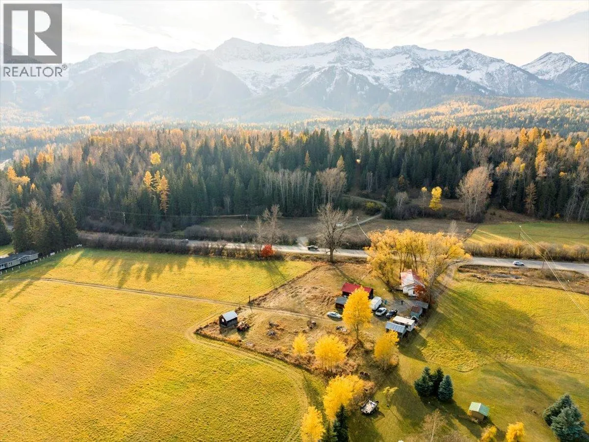 2370 Highway 3 Highway