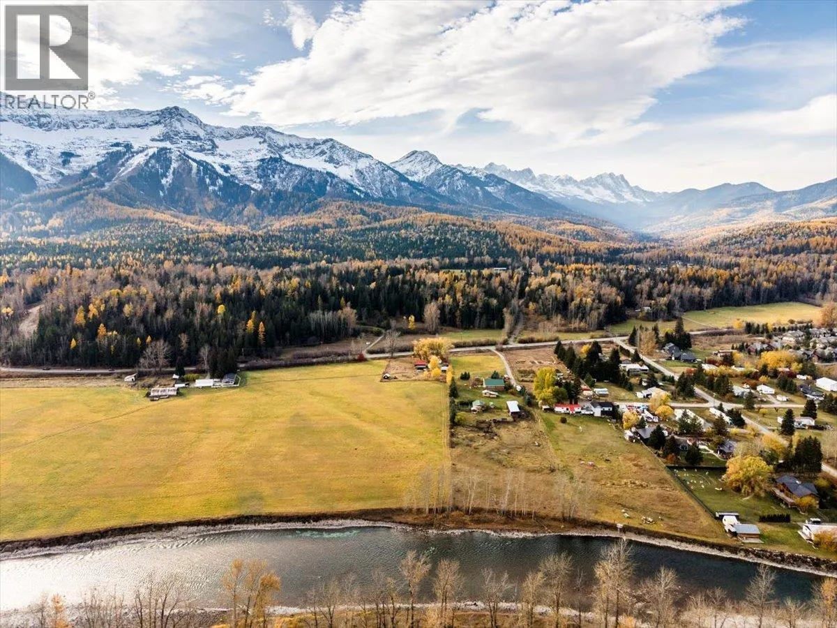 2370 Highway 3 Highway