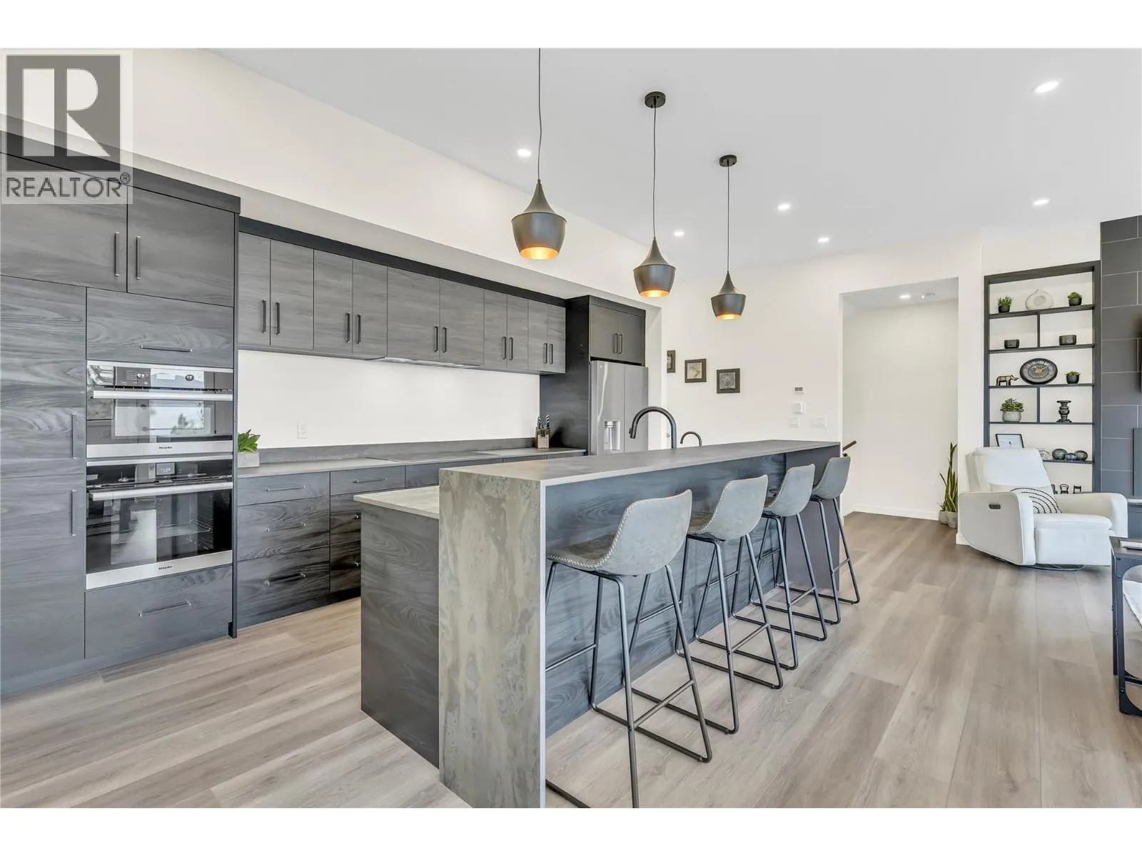 3331 Evergreen Drive Unit# 117