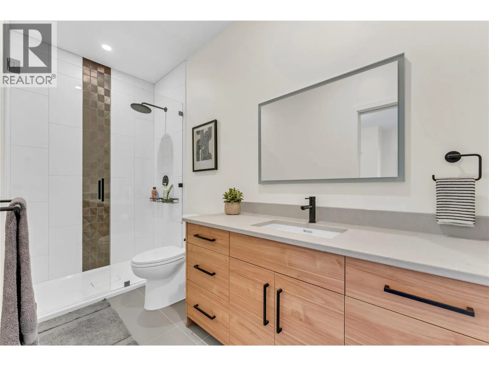 3331 Evergreen Drive Unit# 117