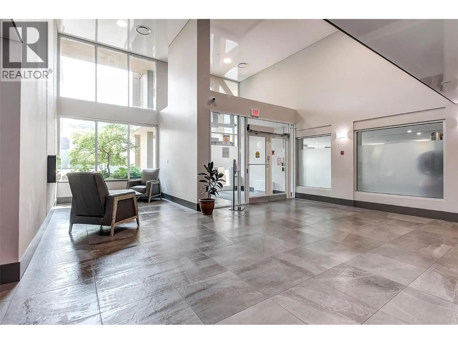 1152 Sunset Drive Unit# 1702