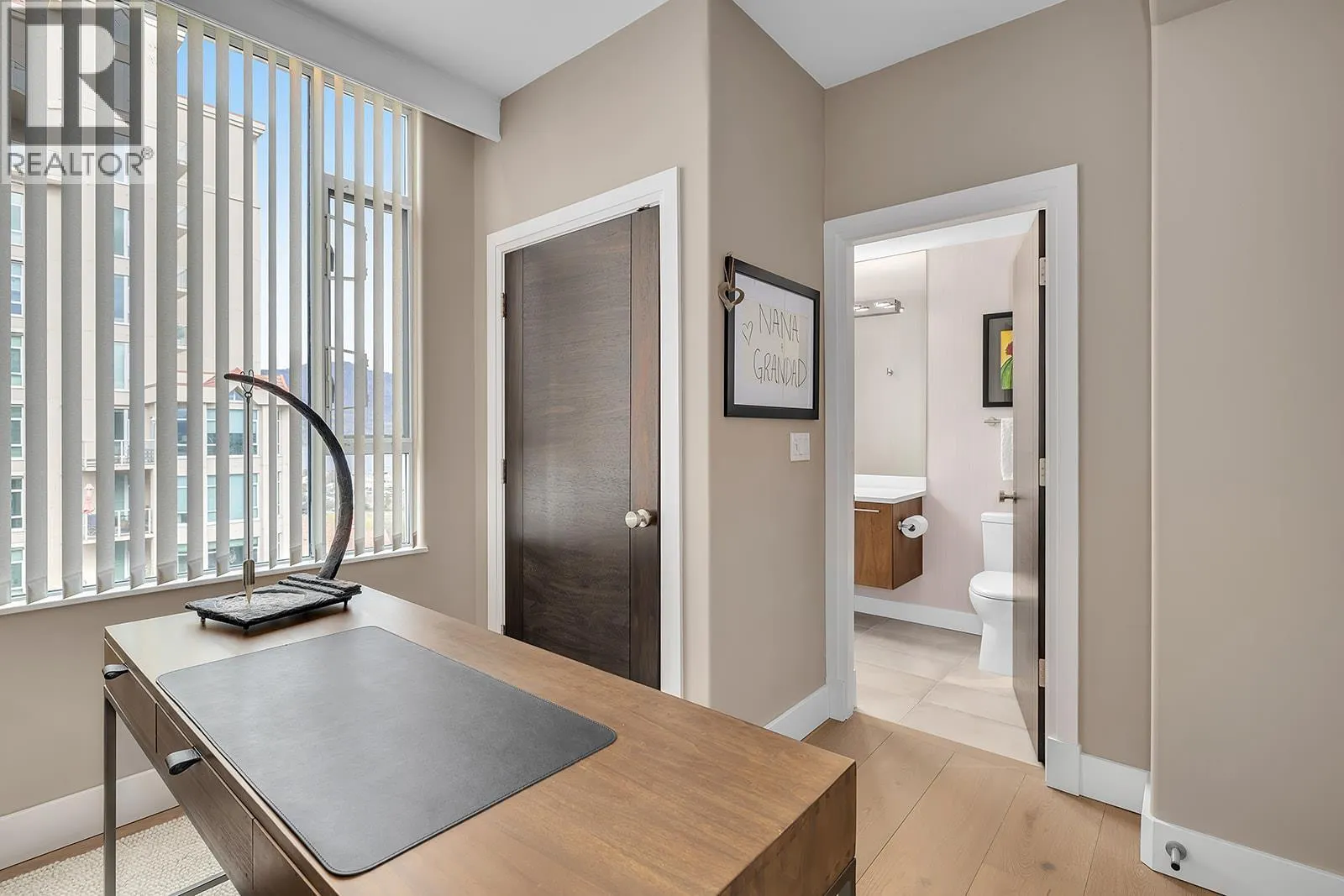 1152 Sunset Drive Unit# 1702