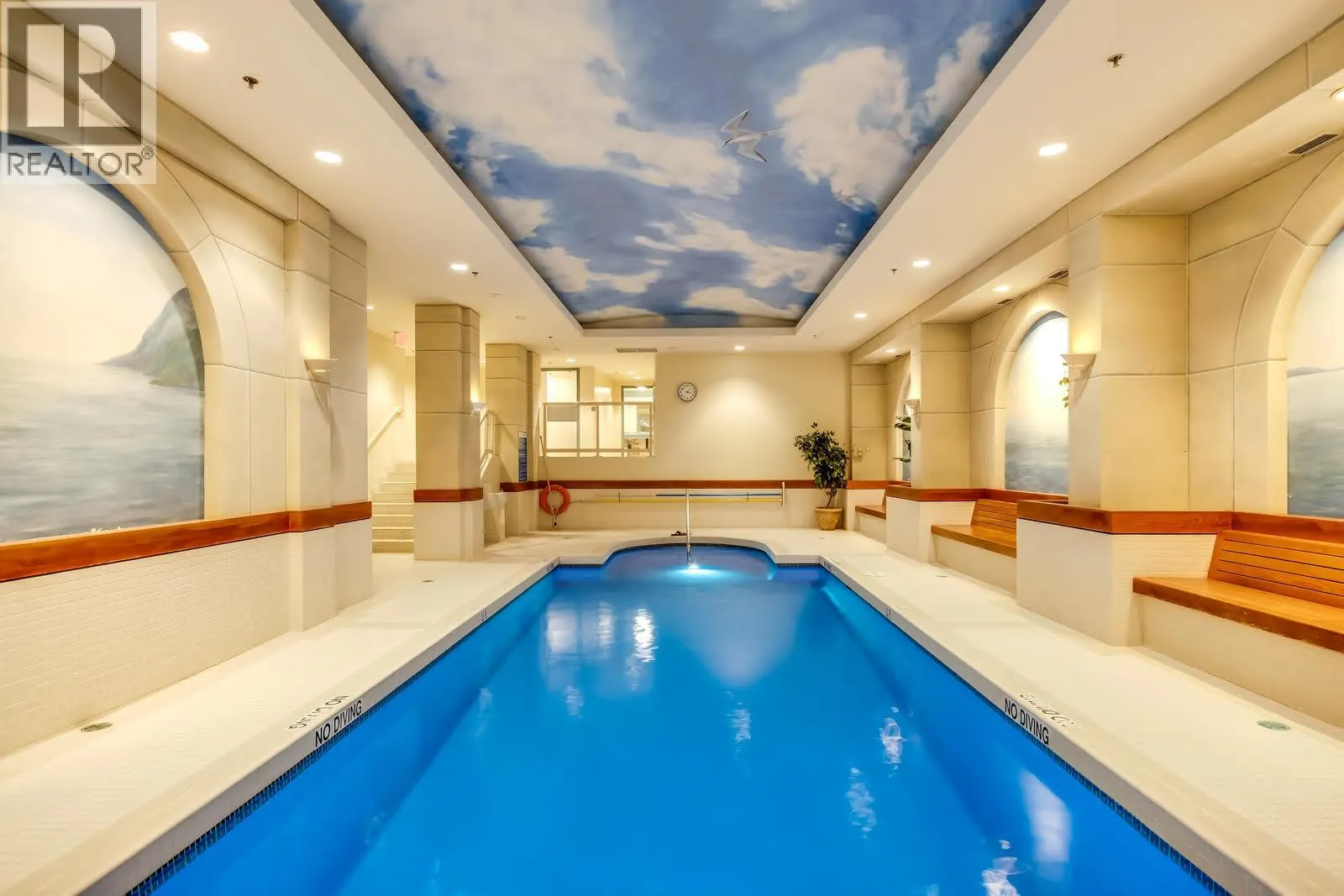 1152 Sunset Drive Unit# 1702