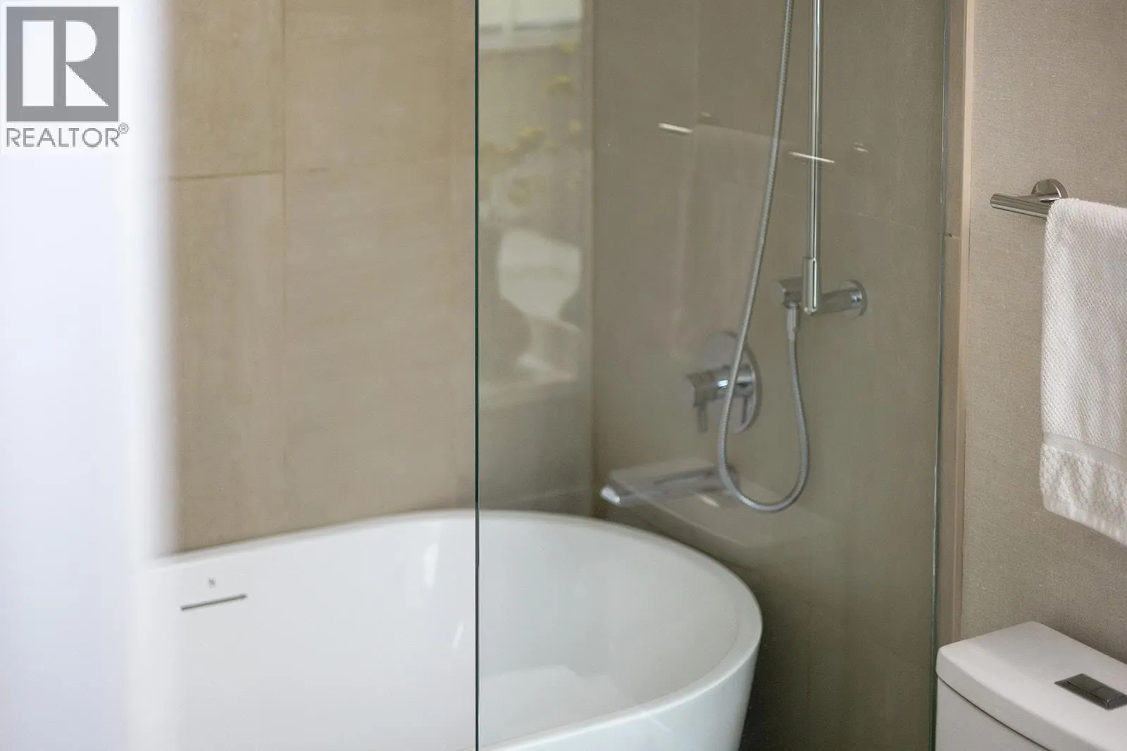 1152 Sunset Drive Unit# 1702