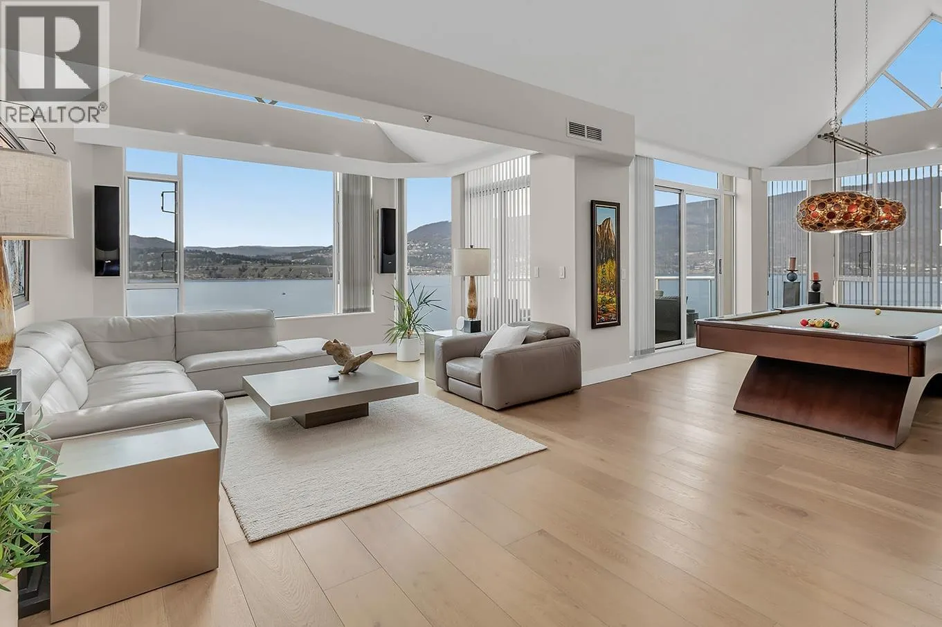 1152 Sunset Drive Unit# 1702