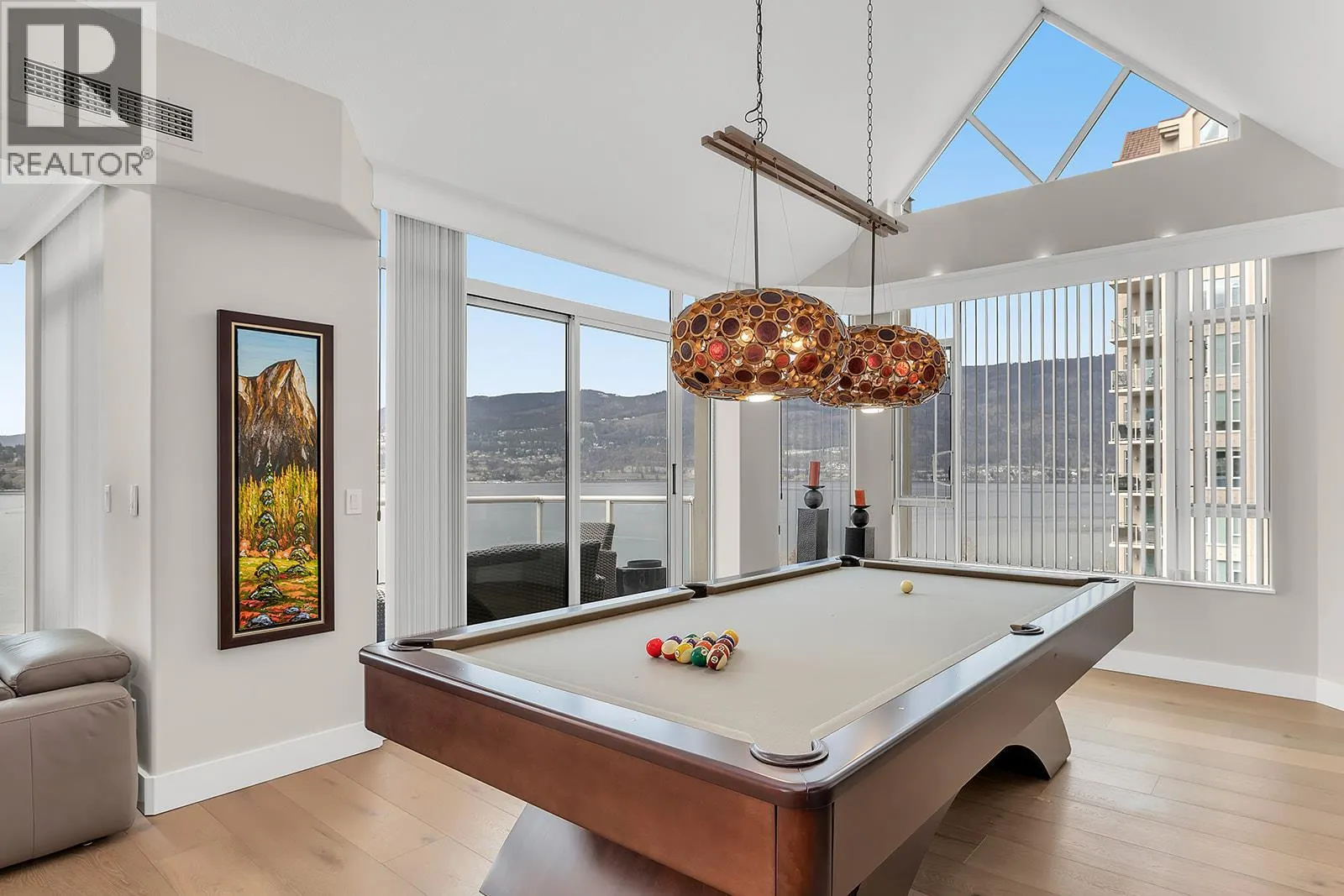 1152 Sunset Drive Unit# 1702