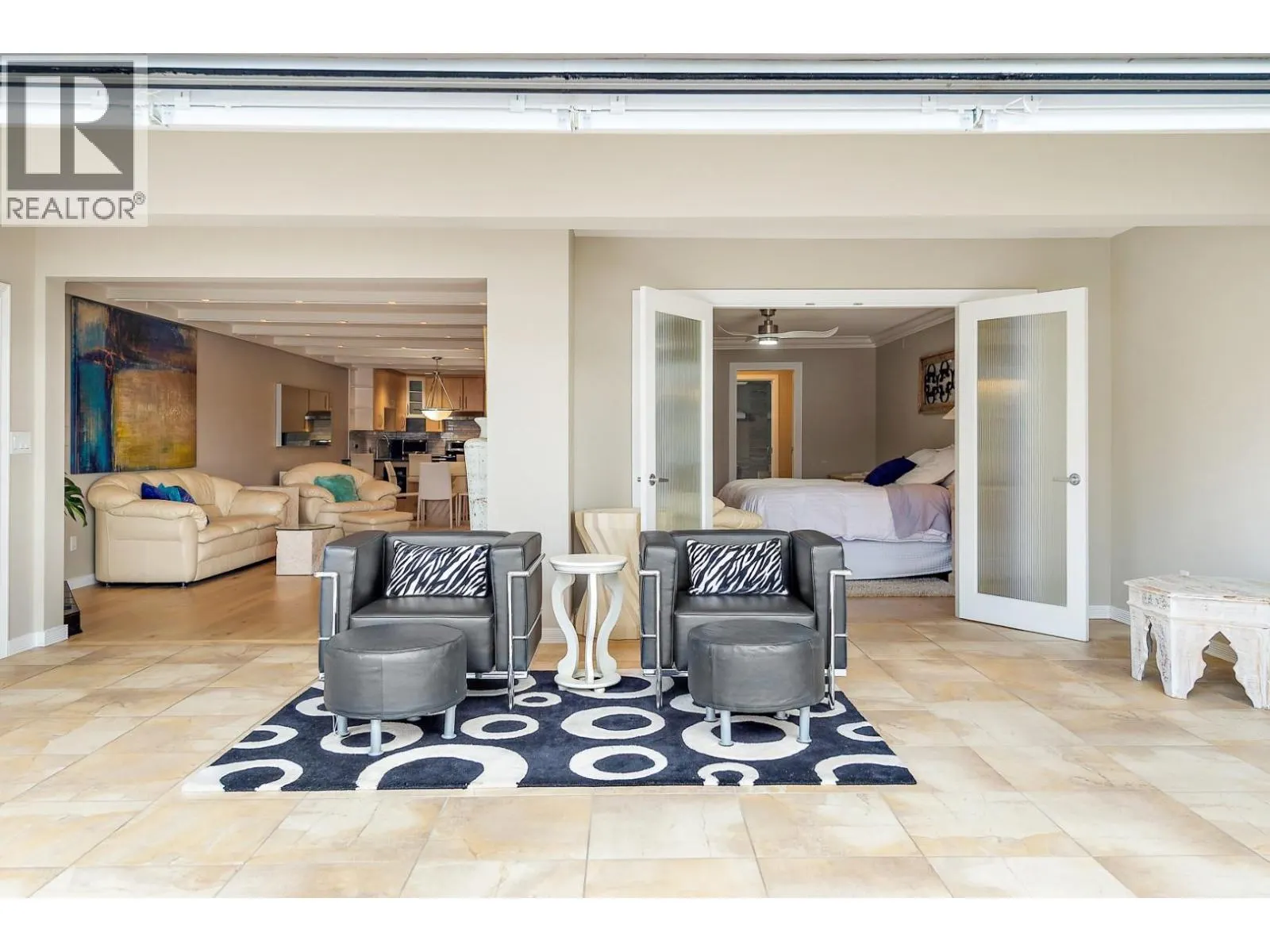 2900 Abbott Street Unit# 208