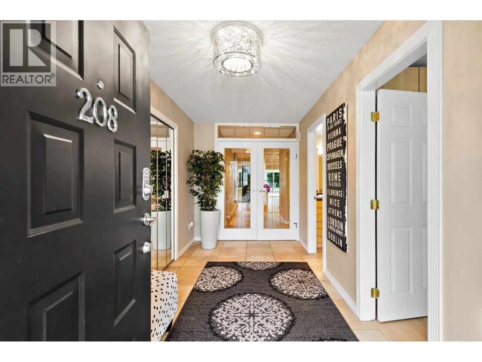 2900 Abbott Street Unit# 208