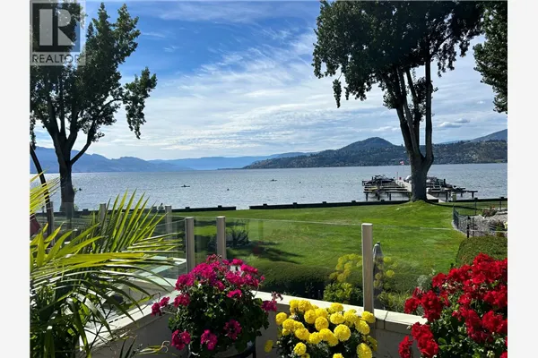 2900 Abbott Street Unit# 208