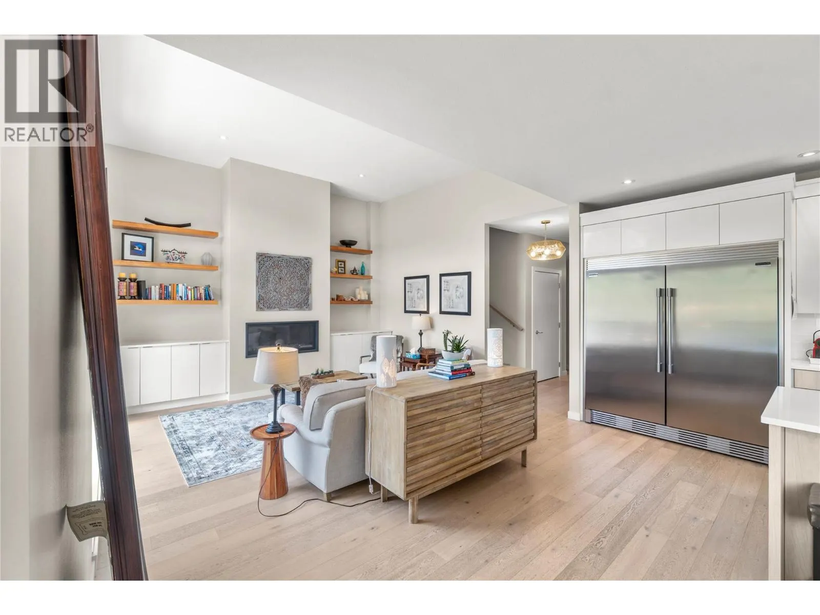 1395 PRAIRIE ROSE Drive Unit# 15