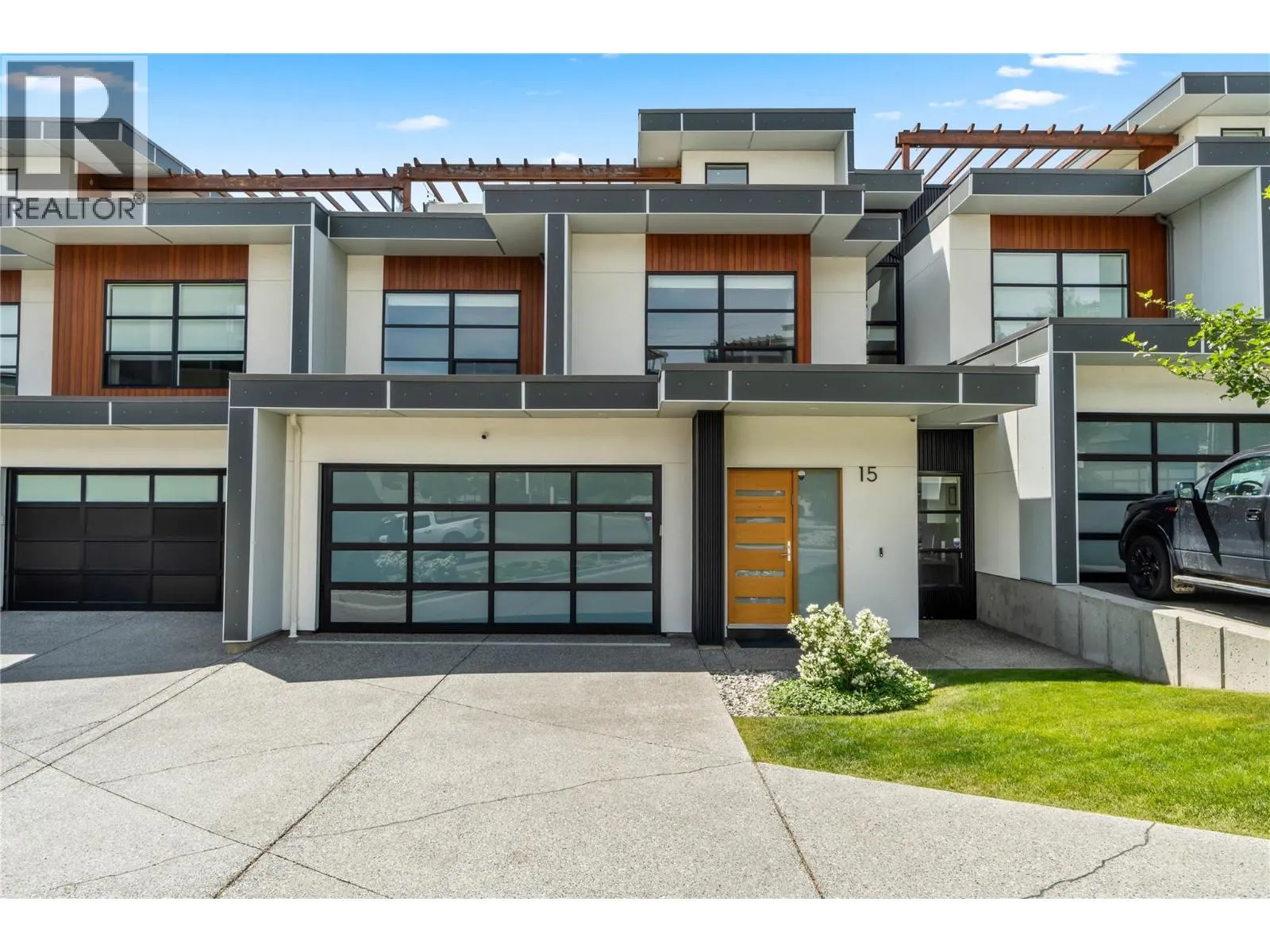 1395 PRAIRIE ROSE Drive Unit# 15