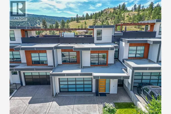 1395 PRAIRIE ROSE Drive Unit# 15