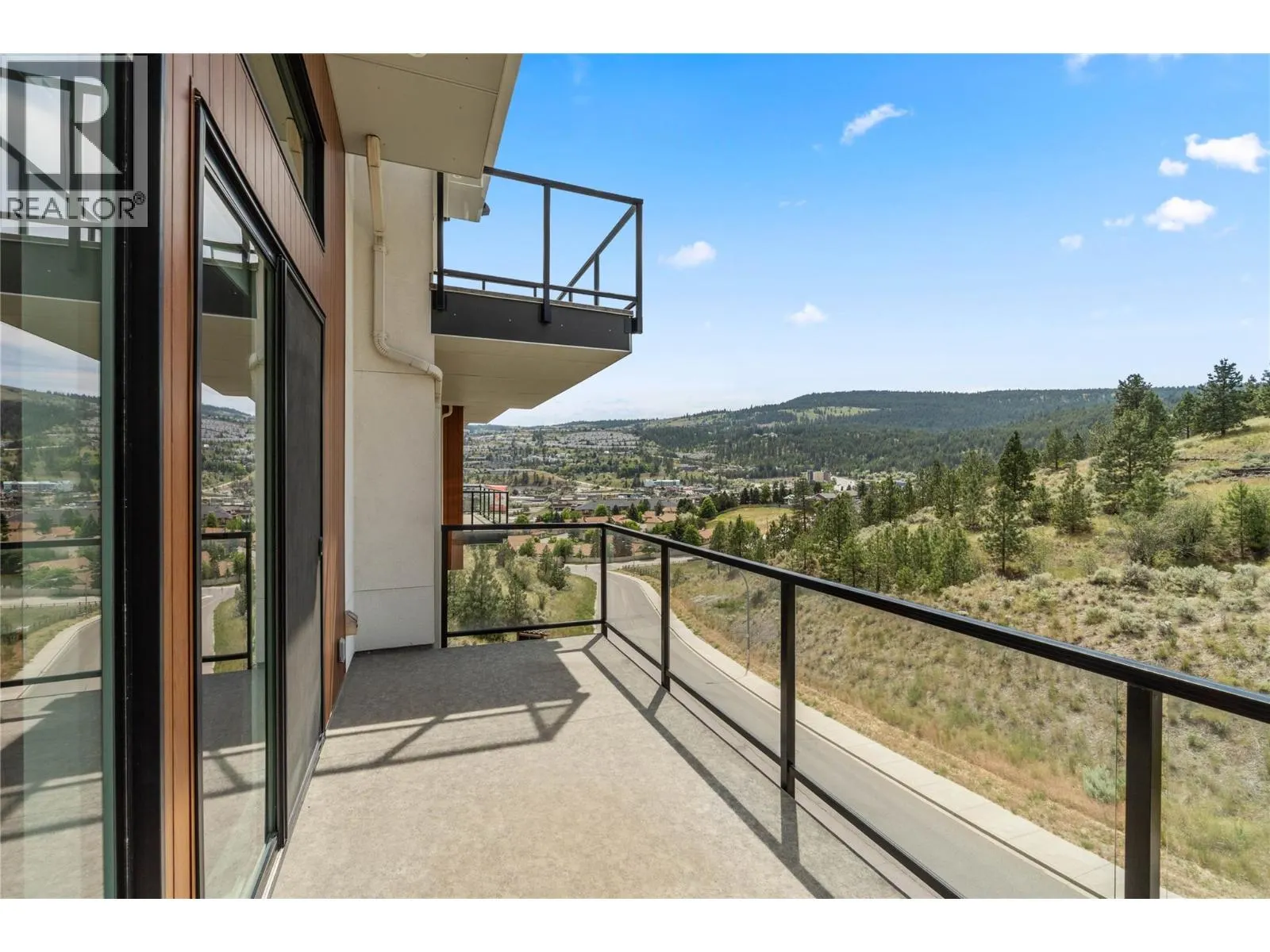 1395 PRAIRIE ROSE Drive Unit# 15