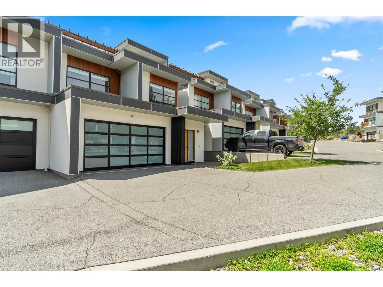 1395 PRAIRIE ROSE Drive Unit# 15